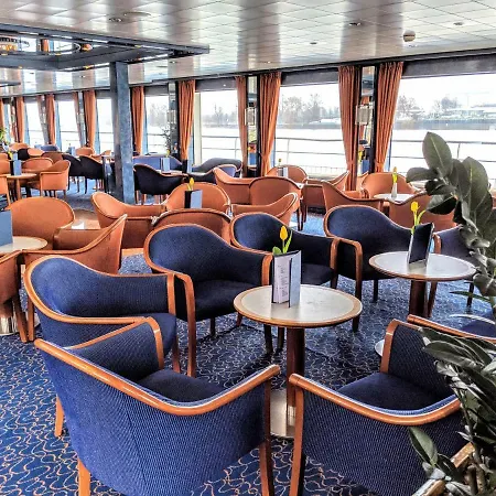 Ms Select Bellejour - Frankfurt 4*