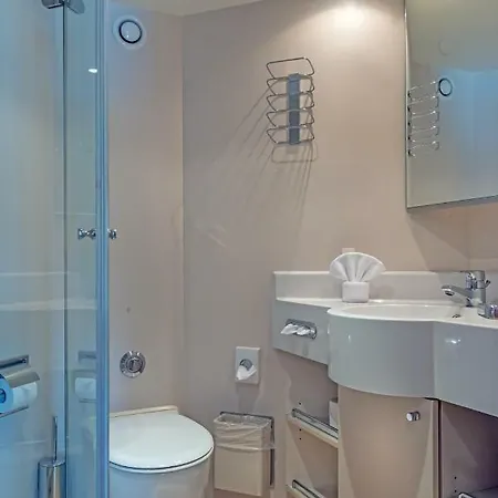 Ms Select Bellejour - Frankfurt 4*
